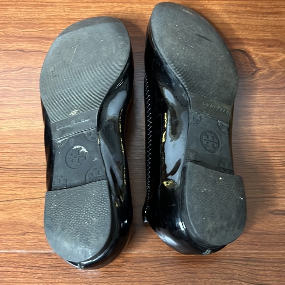 Tory Burch Ballet Black Patent Leather Flats - Picture 3 of 3
